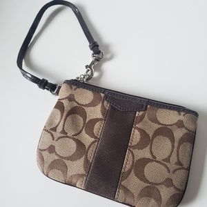 Coach wristlet wallet